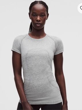 Lululemon MAGENTA Swiftly Tech Short-Sleeve Shirt 2.0 8
